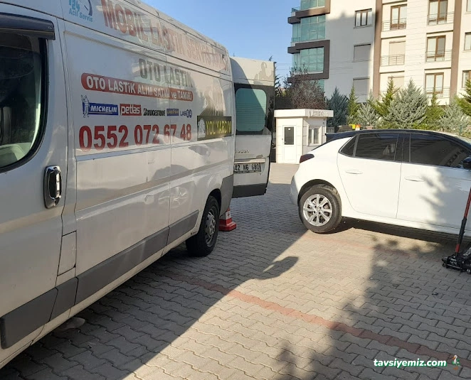 Konlastik Oto Mobil Lastik 7/24 Yol Yardım Konlastik Oto Mobil Lastik 7/24 Yol Yardım