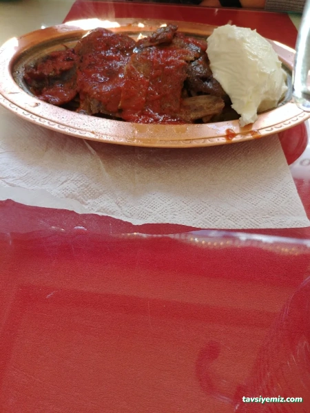 Közde Bursa İskender Izgara Salonu Közde Bursa İskender Izgara Salonu