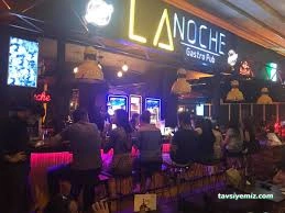 La Noche Gastro Pub