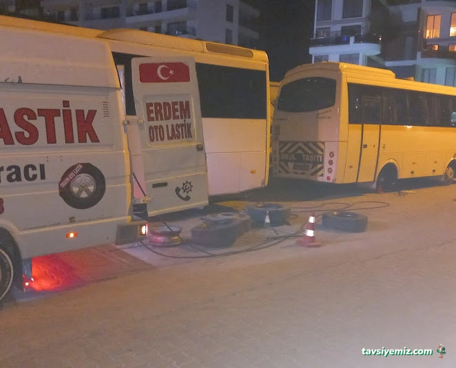 Lastik Yol Yardım 7/24 Erdem Oto Lastik Lastik Yol Yardım 7/24 Erdem Oto Lastik