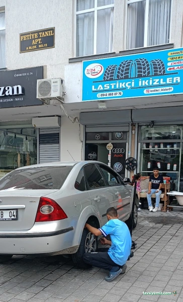 Lastikçi İkizler Otolastik 7/24 Yol Yardım Lastikçi İkizler Otolastik 7/24 Yol Yardım