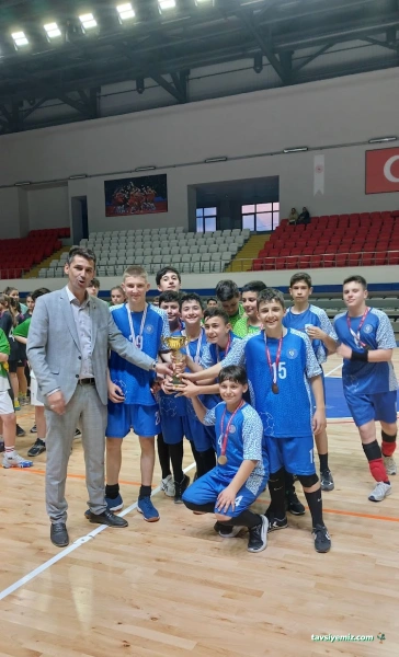 Lüleburgaz Yıldızları Futbol Akademisi Lüleburgaz Yıldızları Futbol Akademisi