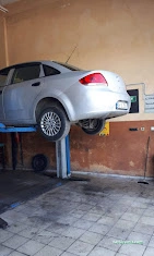 Mahir Usta Karakaya Oto Bakım Servisi Mahir Usta Karakaya Oto Bakım Servisi