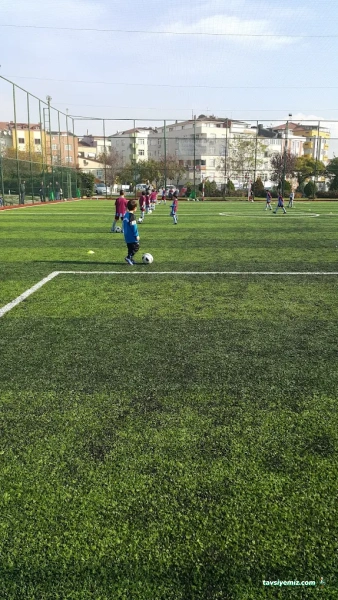 Mega Halı Saha Tesisleri