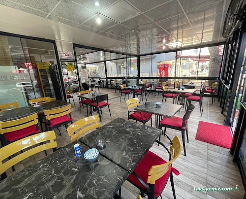 Meşhur Antalya Serpme Börekcisi Meşhur Antalya Serpme Börekcisi