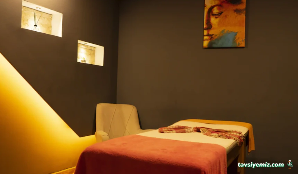 Mox Hotel Wellness & Spa