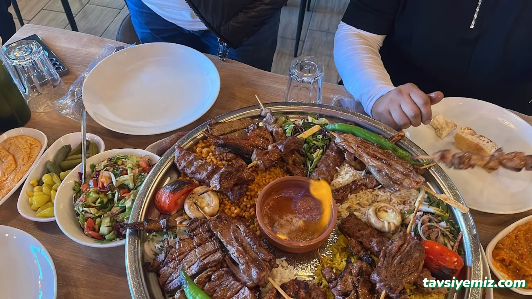 Nezih Mangalbaşı Nezih Mangalbaşı