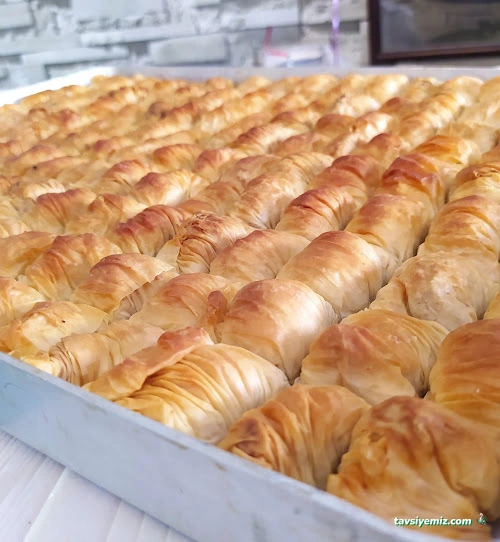 Nur Baklava & Börek Salonu Nur Baklava & Börek Salonu