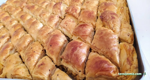 Nur Baklava & Börek Salonu Nur Baklava & Börek Salonu