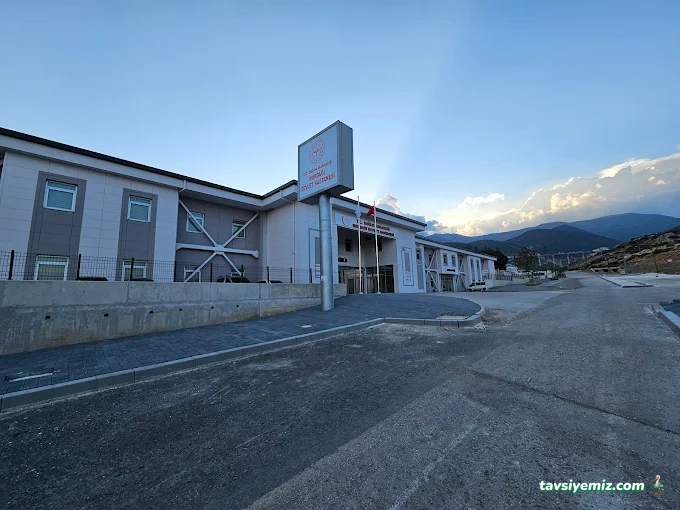 Nurdağı İlçe Devlet Hastanesi Nurdağı İlçe Devlet Hastanesi