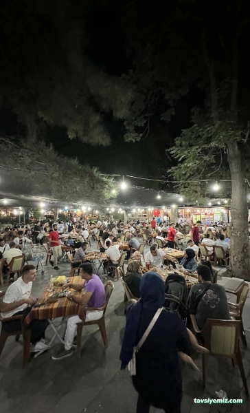 Öğretmenler Parkı Çay Bahçesi Öğretmenler Parkı Çay Bahçesi