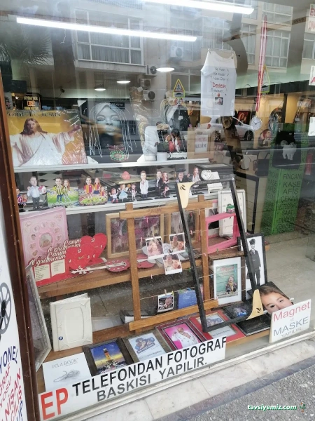 Old Fotoğrafçılık Reklam İşleri. Old Fotoğrafçılık Reklam İşleri.