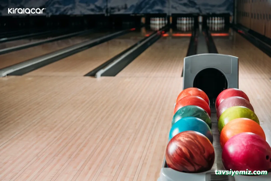 Oranj Play & Bowling Oranj Play & Bowling