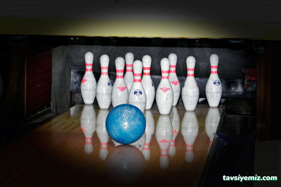 Oranj Play & Bowling Oranj Play & Bowling