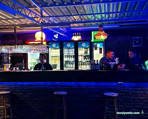 Öz-Ko Pub Cafe & Bar Öz-Ko Pub Cafe & Bar