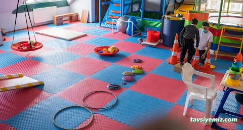 Paylaşım Özel Eğitim Ve Rehabilitasyon Merkezi & Floortime & Duyu Bütünleme Merkezi Paylaşım Özel Eğitim Ve Rehabilitasyon Merkezi & Floortime & Duyu Bütünleme Merkezi