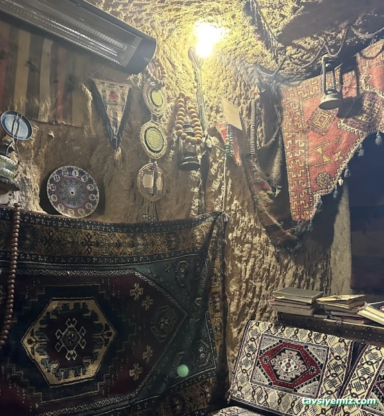 Peri Cafe Cave Man (Recep’in Yeri) Peri Cafe Cave Man (Recep’in Yeri)