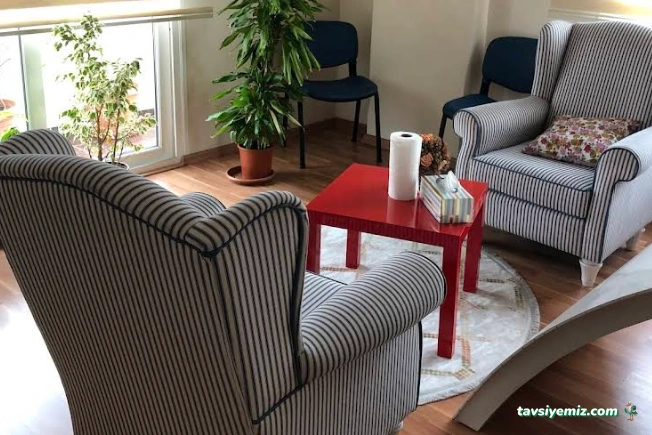 Pınar Baybaşin - Aile Ve Çift Terapisti