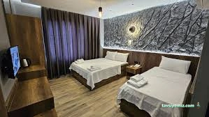 Rever Hotel