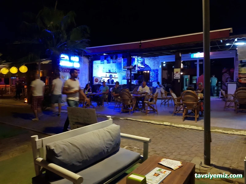 Roy's Place Karaoke Bar Roy's Place Karaoke Bar