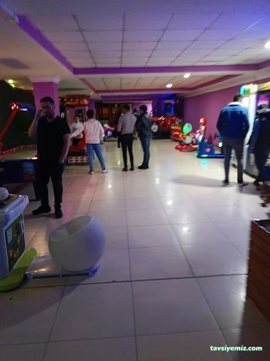Salon 1071 Bowling Ve Eğlence Merkezi Salon 1071 Bowling Ve Eğlence Merkezi