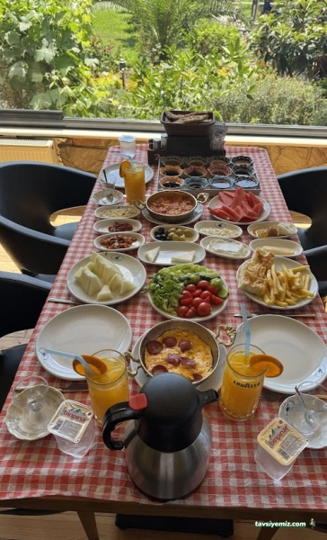 Samatya Cafe & Van Kahvaltı Salonu Samatya Cafe & Van Kahvaltı Salonu