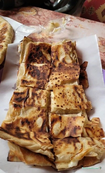 Sarıyer Börekçisi Sarıyer Börekçisi