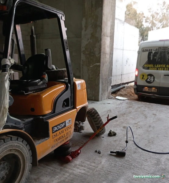 Serik Lastikçi 7/24 Acil Oto Lastik Yol Yardım En Yakın Lastikçi Serik Lastikçi 7/24 Acil Oto Lastik Yol Yardım En Yakın Lastikçi