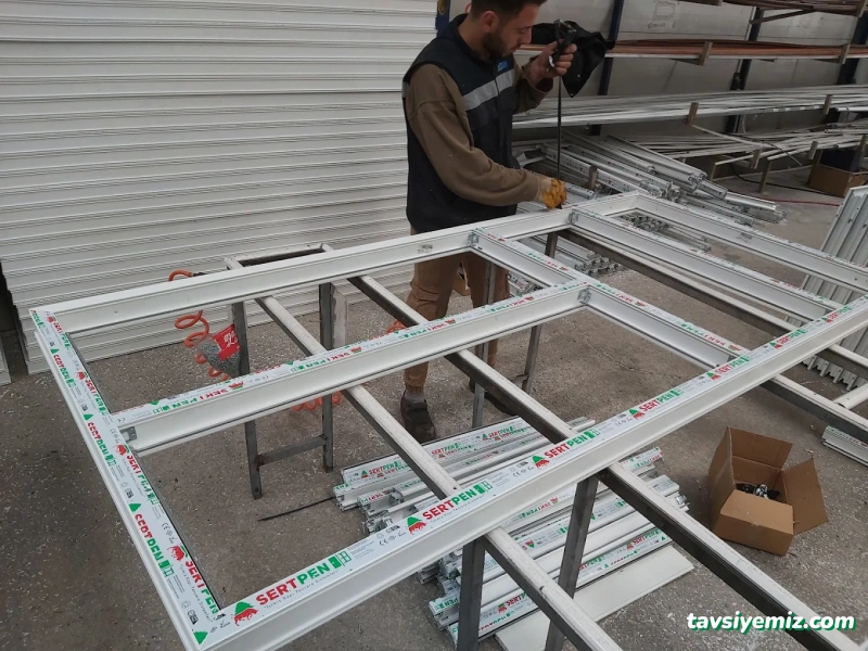 Sert Plastik Pvc Isıcam Alüminyum Çelik Kapı Toptan Satış Mağazası Sert Plastik Pvc Isıcam Alüminyum Çelik Kapı Toptan Satış Mağazası