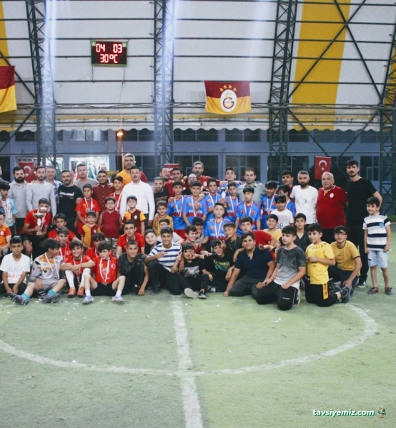 Siirt Galatasaray Taraftarlar Derneği / Halısaha Siirt Galatasaray Taraftarlar Derneği / Halısaha