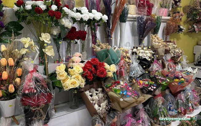 Siirt Garden Çiçekçilik  Hediyelik Eşya Ve Çikola