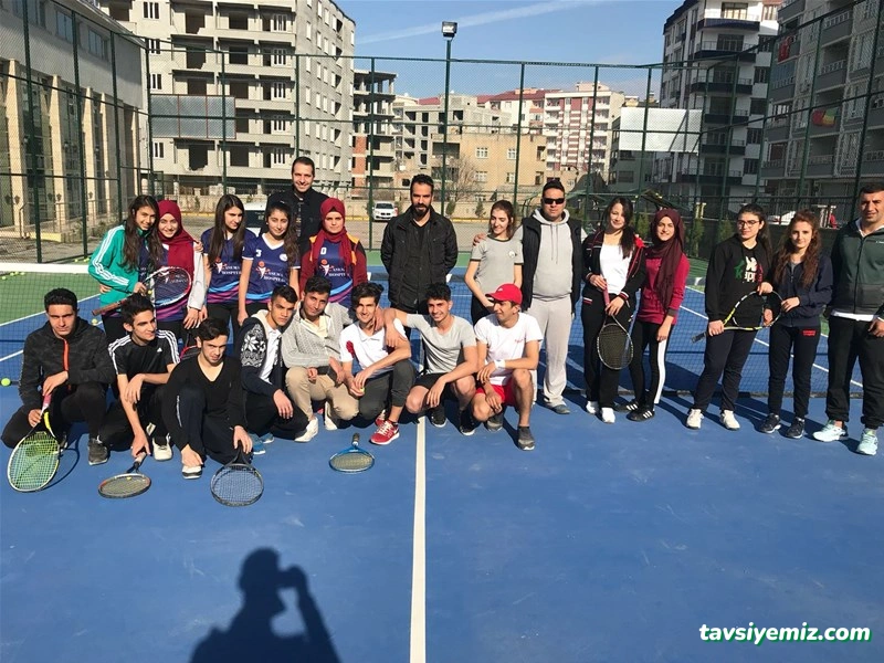 Siirt Gençlik Tenis Siirt Gençlik Tenis