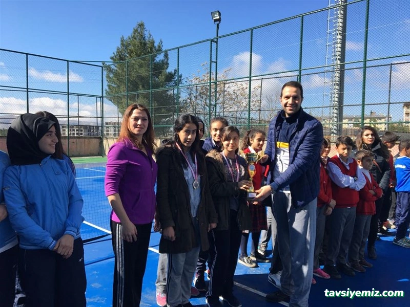 Siirt Gençlik Tenis Siirt Gençlik Tenis