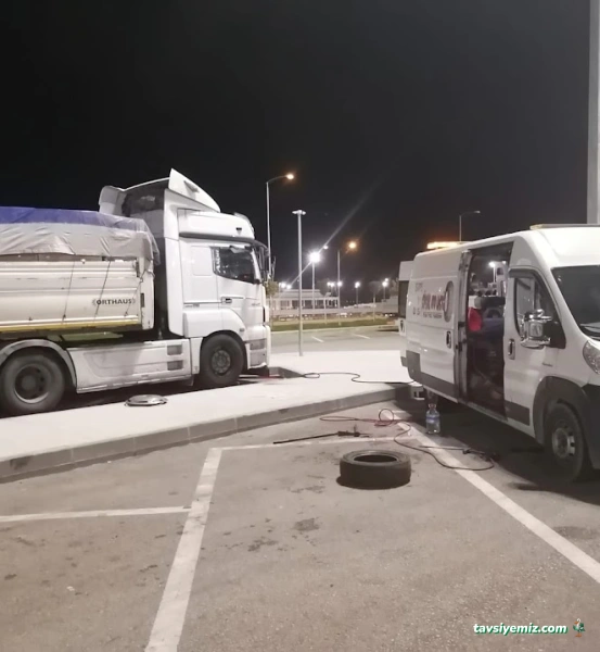 Şipşak Oto Lastik Mobil Lastikçi, 7 / 24 Lastik Yol Yardım Şipşak Oto Lastik Mobil Lastikçi, 7 / 24 Lastik Yol Yardım
