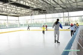 Smile İce Spor Kulübü Buz Pateni Smile İce Spor Kulübü Buz Pateni
