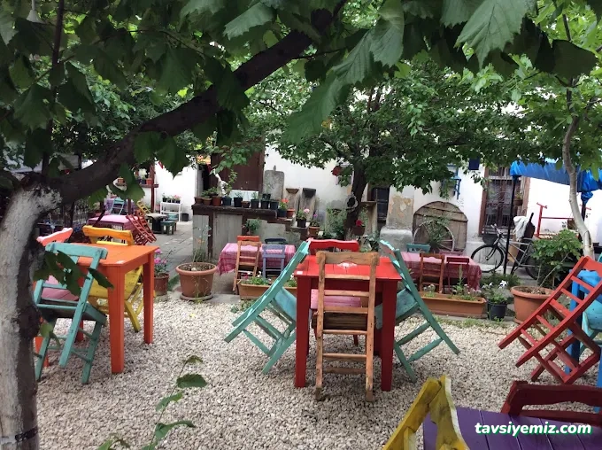 Tarihi Kadınana Konağı Antika Hediyelik Eşya Kafe Restaurant Tarihi Kadınana Konağı Antika Hediyelik Eşya Kafe Restaurant