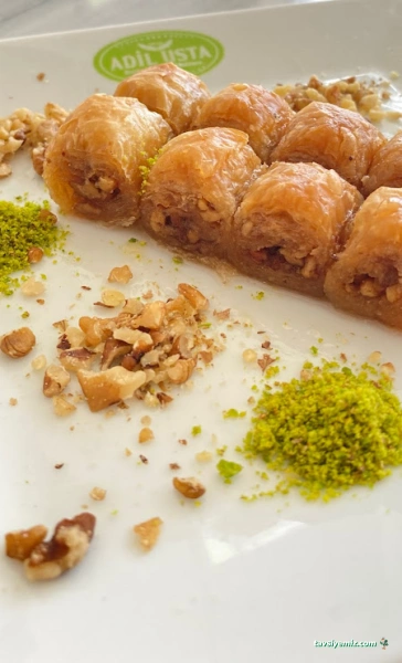 Tatlıcı Adil Usta