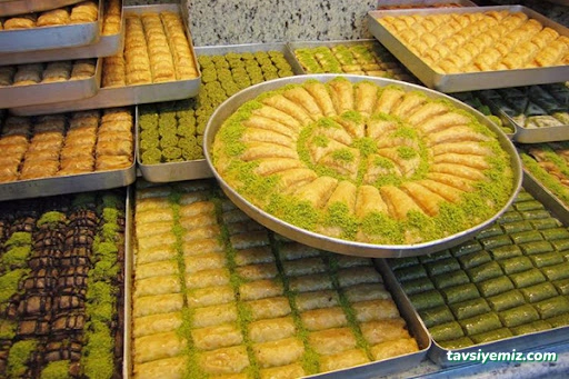 Tatlici Ökkeş Usta Tatlici Ökkeş Usta