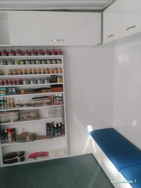 Tek Kundura Tamir Evi (Ayakkabı Hastanesi) Tek Kundura Tamir Evi (Ayakkabı Hastanesi)