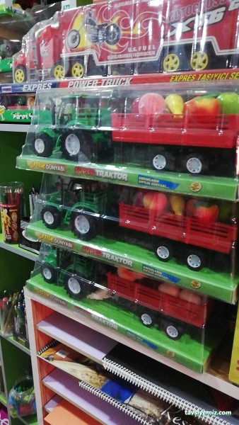 Üç Yol Market