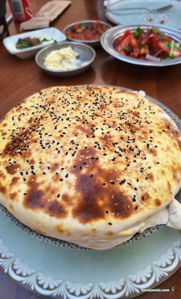 Urartu Han Van Kahvaltısı Ve Yöresel Yemekler Urartu Han Van Kahvaltısı Ve Yöresel Yemekler