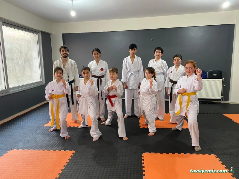 Uşak Karate Emir Spor Kulübü Uşak Karate Emir Spor Kulübü