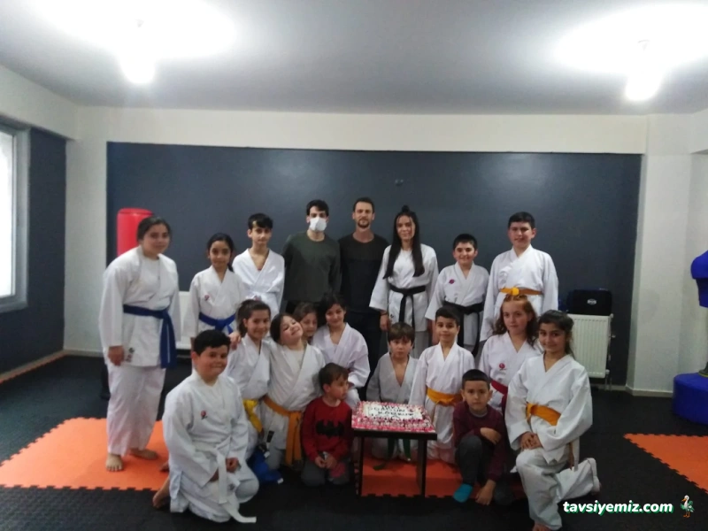 Uşak Karate Emir Spor Kulübü Uşak Karate Emir Spor Kulübü