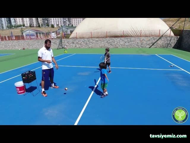 Uşak Raket Tenis Kulübü Uşak Raket Tenis Kulübü