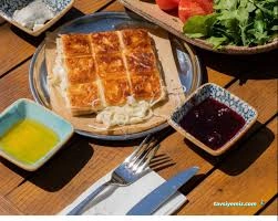 Üstün Kahvaltı Börek Üstün Kahvaltı Börek