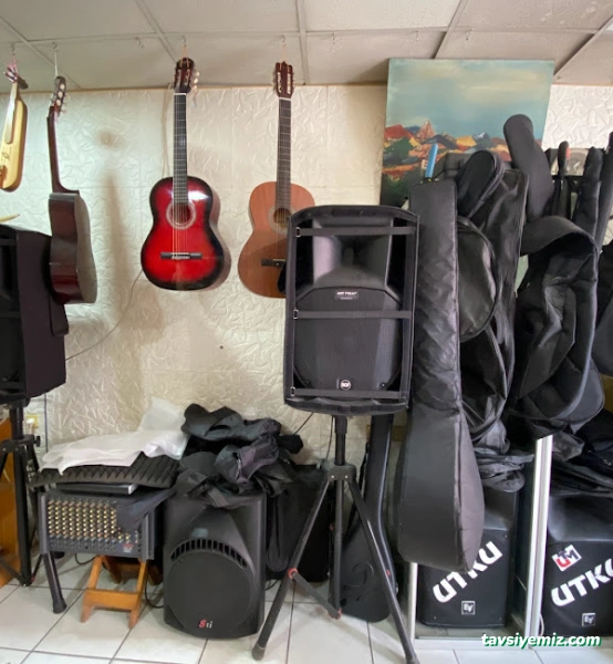 Utku Saz Evi Utku Saz Evi