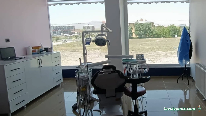 Uzman Eller Diş Kliniği
