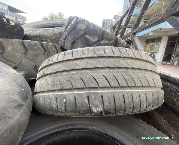 Uzman Oto Lastik 7/24 Yol Yardım Balıkesir Uzman Oto Lastik 7/24 Yol Yardım Balıkesir