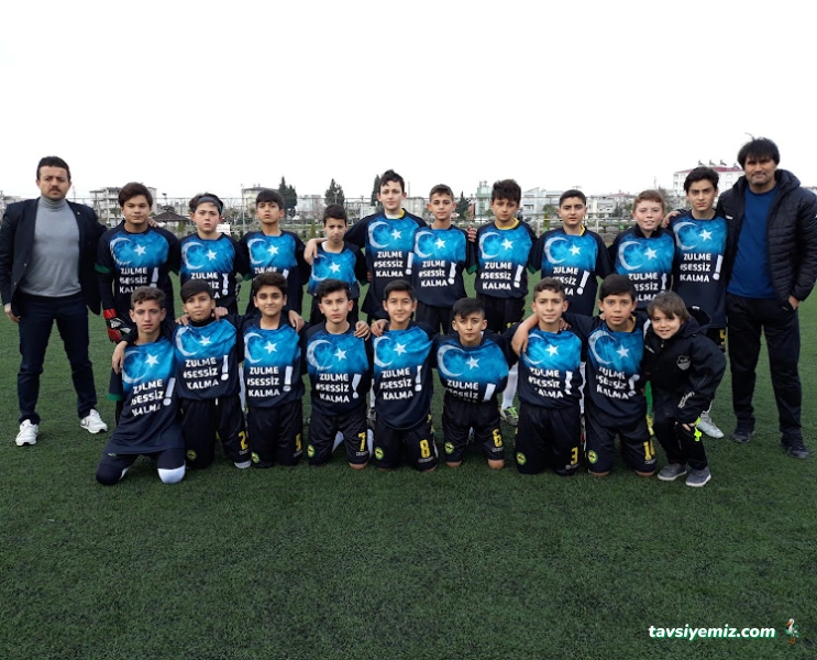 Yeni Nesil Futbol Okulu Özden Halı Saha Yeni Nesil Futbol Okulu Özden Halı Saha