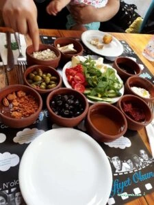 Yeşilçam Turkuaz Bahçe Yeşilçam Turkuaz Bahçe